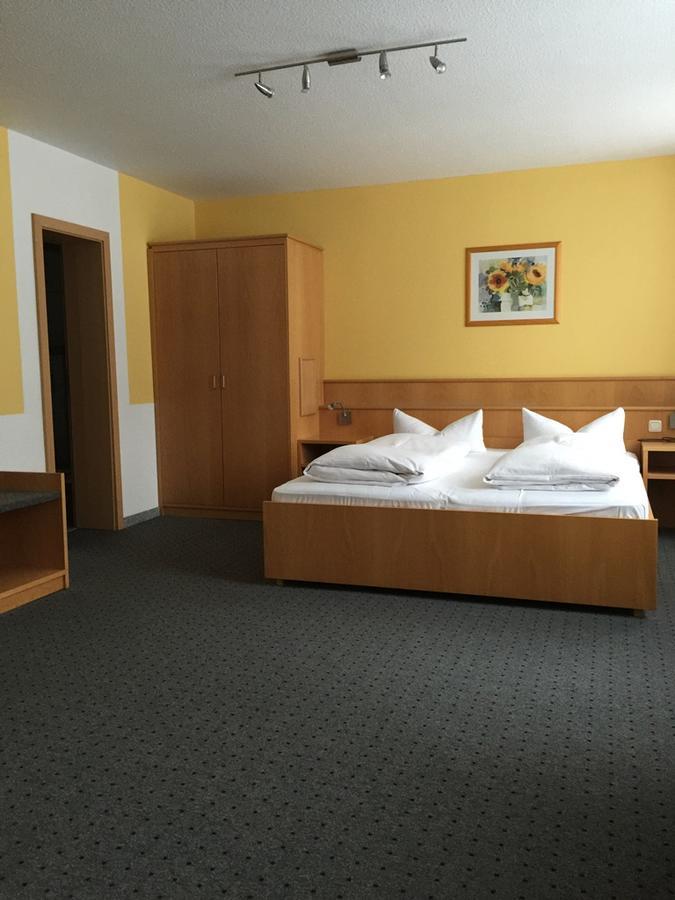 Hotel "Am Bergpark" Neue Drusel Kassel Exterior foto